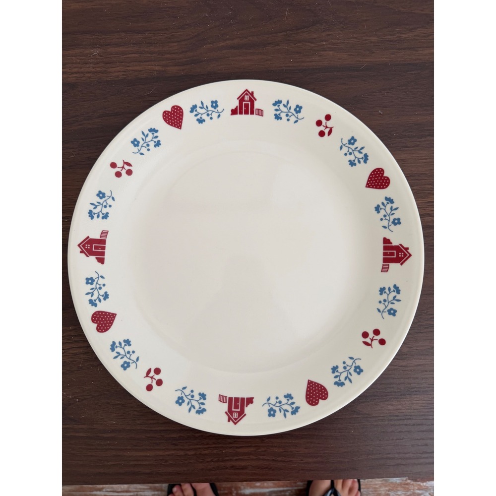 Corelle Country Cottage Dinner Plate Red Hearts Blue Flowers 10.25 Inch Vintage
